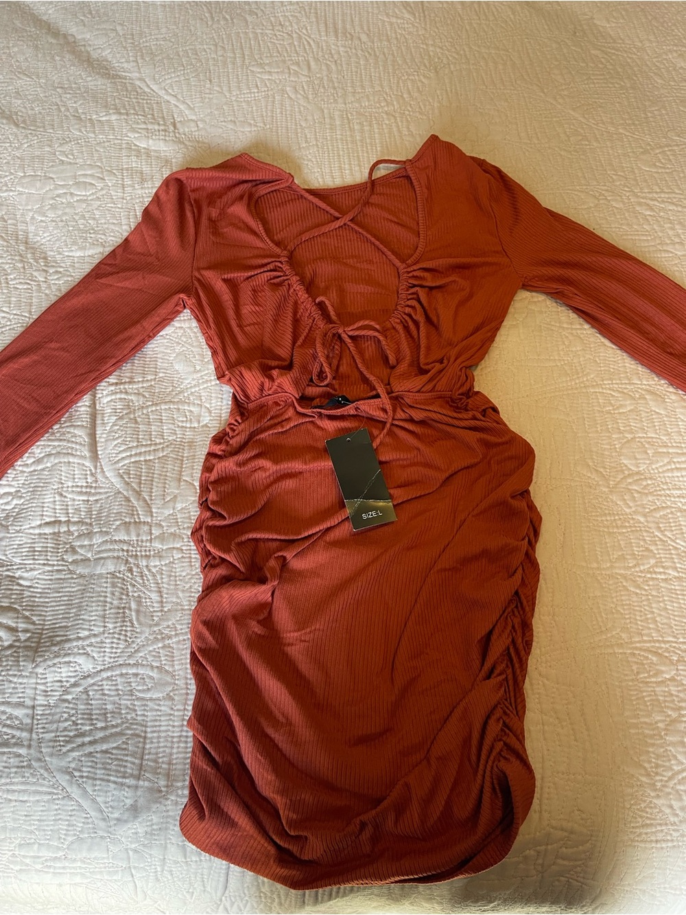 Rust Ribbed Long-Sleeve Ruched Bodycon Dress - Picture 5 of 10